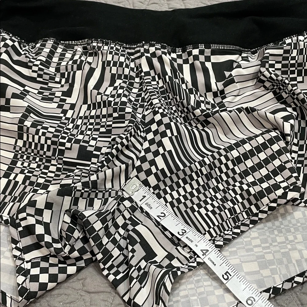 Nike Black and White Geometric Athletic Shorts